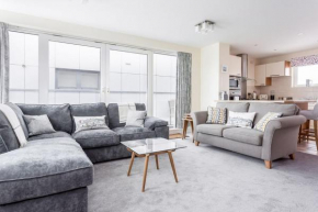 Steep Holm - On Poole Quay with Spacious Balcony